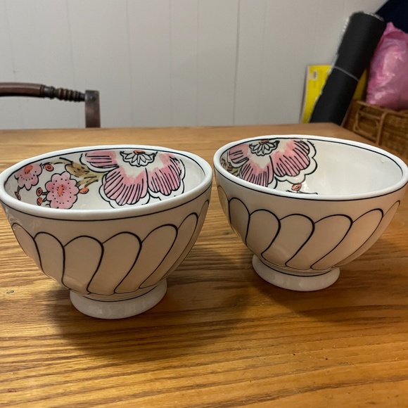 Two  Molly Hatch for Anthropologie bowls - Picture 1 of 4